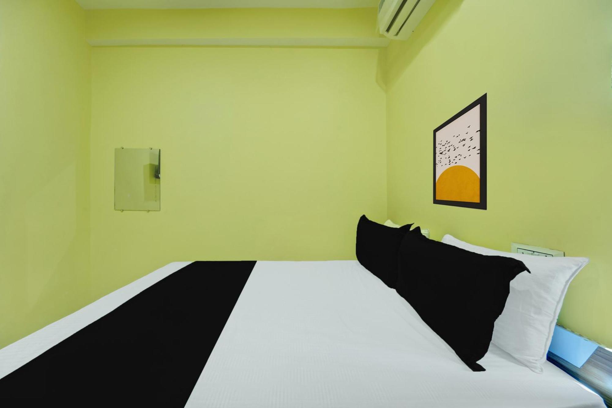 Hotel O Radha Rani Hotel Rājgīr Buitenkant foto